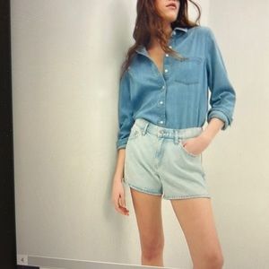 Gap light indigo shorts